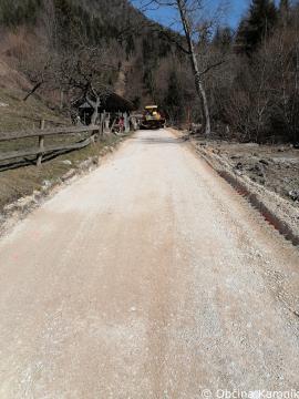Asfaltiranje javne poti Krivčevo (4)